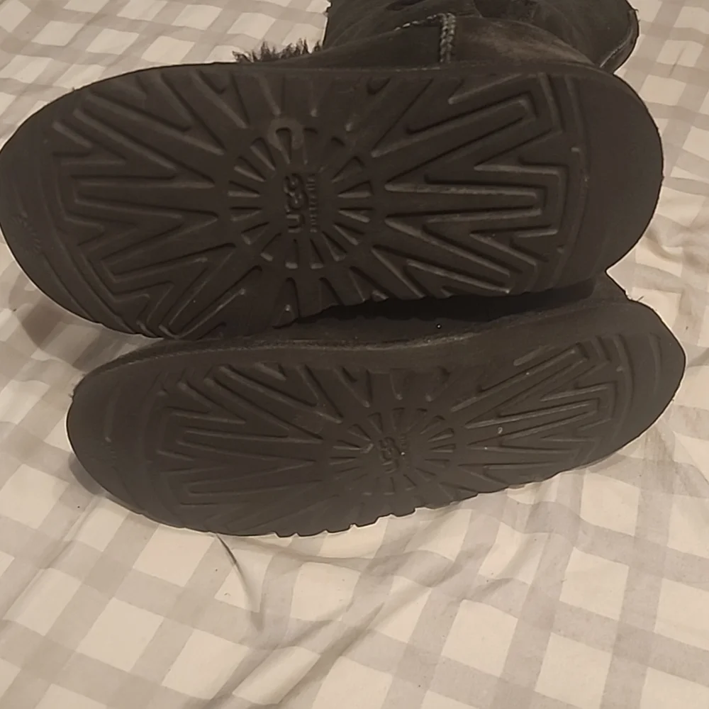 UGG Kids‎ Black Cozy Boots